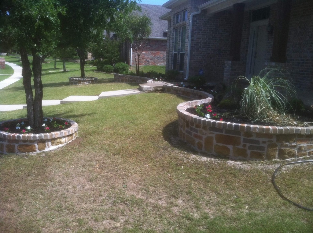 Keep Your Lawn Looking Fantastic