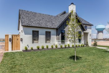 fall lawns need fertilization.