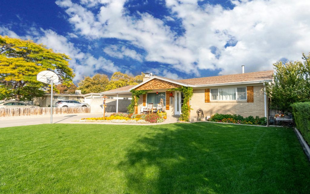 outsourcing lawn care